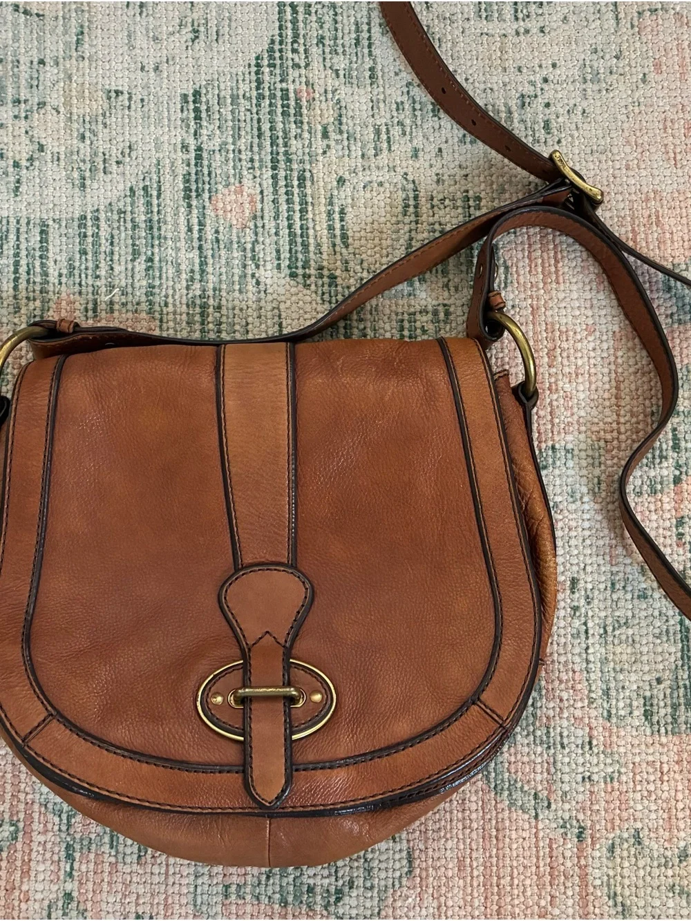 Fossil Vintage Reissue (VRI) Saddle Bag - Camel w/Antique Brass-Tone Hardware